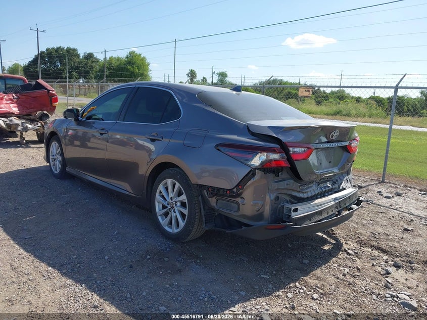 TOYOTA CAMRY - zdjęcie 3
