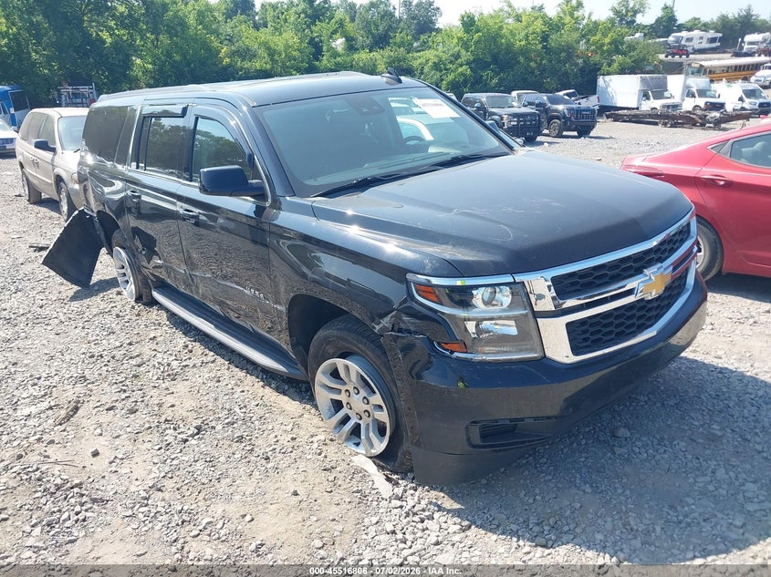 2020 CHEVROLET SUBURBAN 4WD LT — Photo gallery