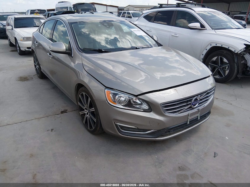 2016 VOLVO S60 INSCRIPTION auction photo 1