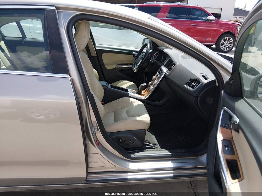 2016 VOLVO S60 INSCRIPTION auction photo 5