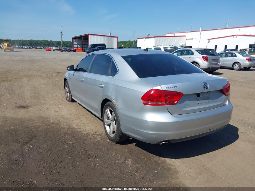2012 VOLKSWAGEN PASSAT auction photo 3