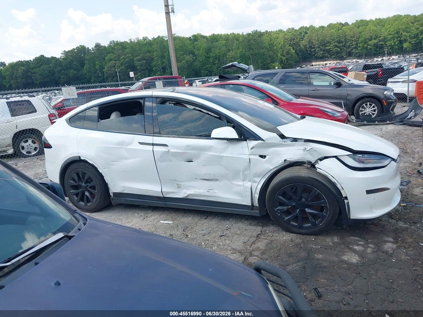 2022 Tesla Model X Dual Motor All-Wheel Drive VIN: 7SAXCAE51NF354573 Lot: 45516990