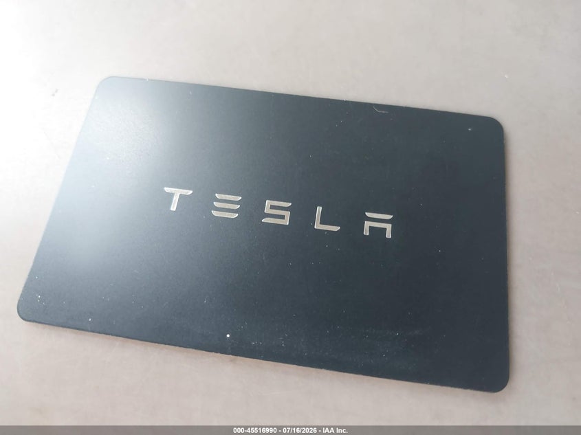 2022 Tesla Model X Dual Motor All-Wheel Drive VIN: 7SAXCAE51NF354573 Lot: 45516990
