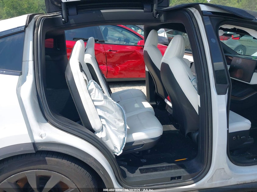 2022 TESLA MODEL X auction photo 8