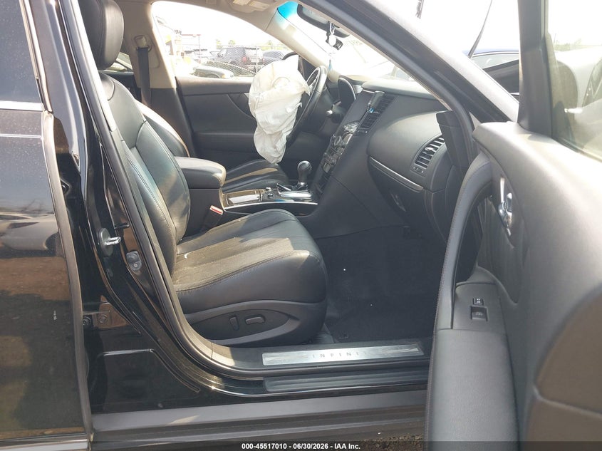 2017 INFINITI QX70 auction photo 5
