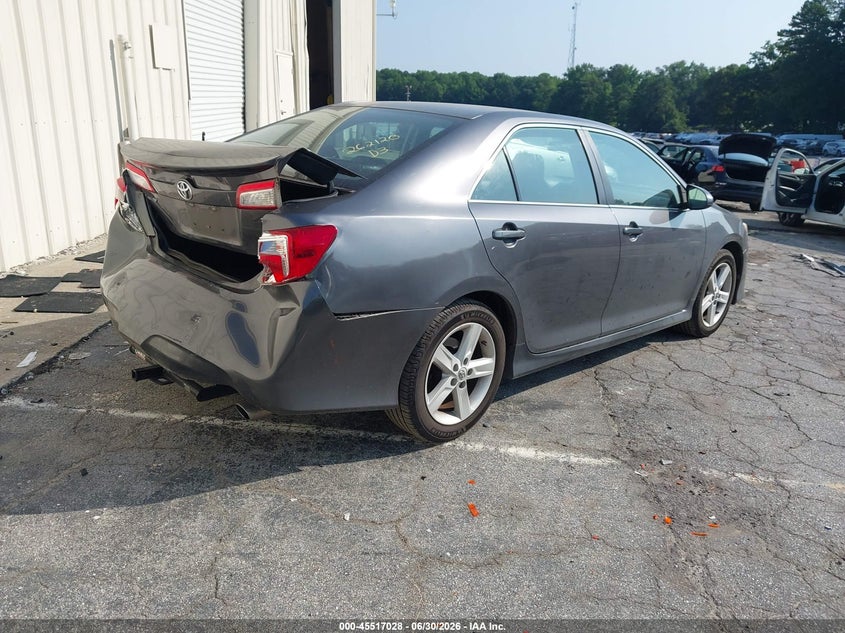 2014 TOYOTA CAMRY auction photo 4