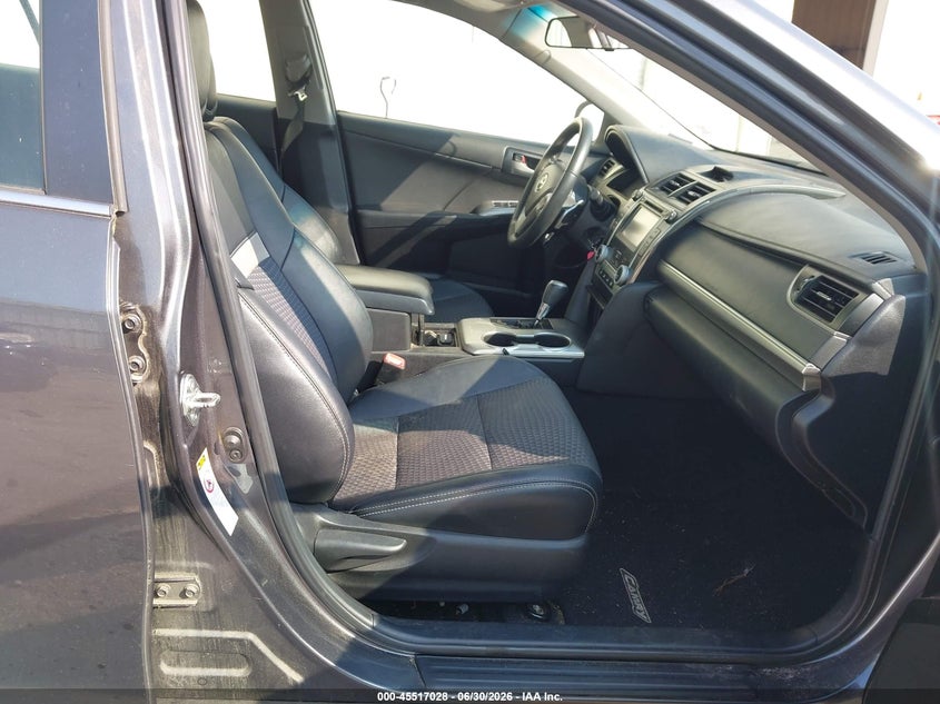 2014 TOYOTA CAMRY auction photo 5
