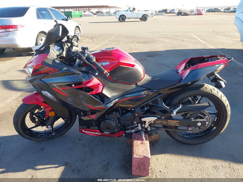 2019 Kawasaki Ex400 VIN: JKAEXKG17KDA31427 Lot: 45517175
