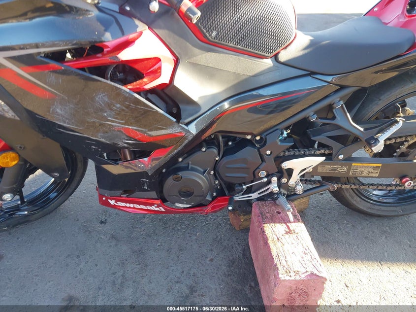 2019 Kawasaki Ex400 VIN: JKAEXKG17KDA31427 Lot: 45517175