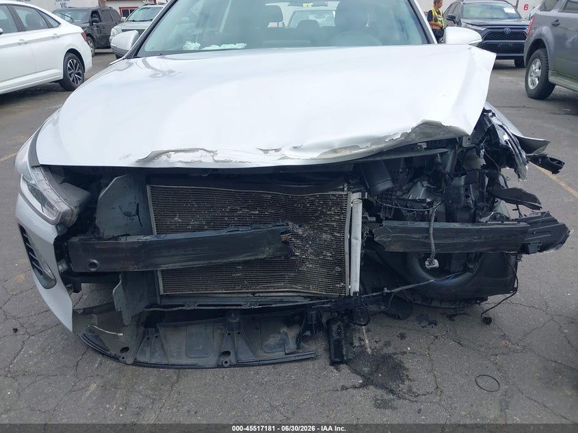 HYUNDAI ELANTRA GT 2018 VIN KMHH35LE9JU019778