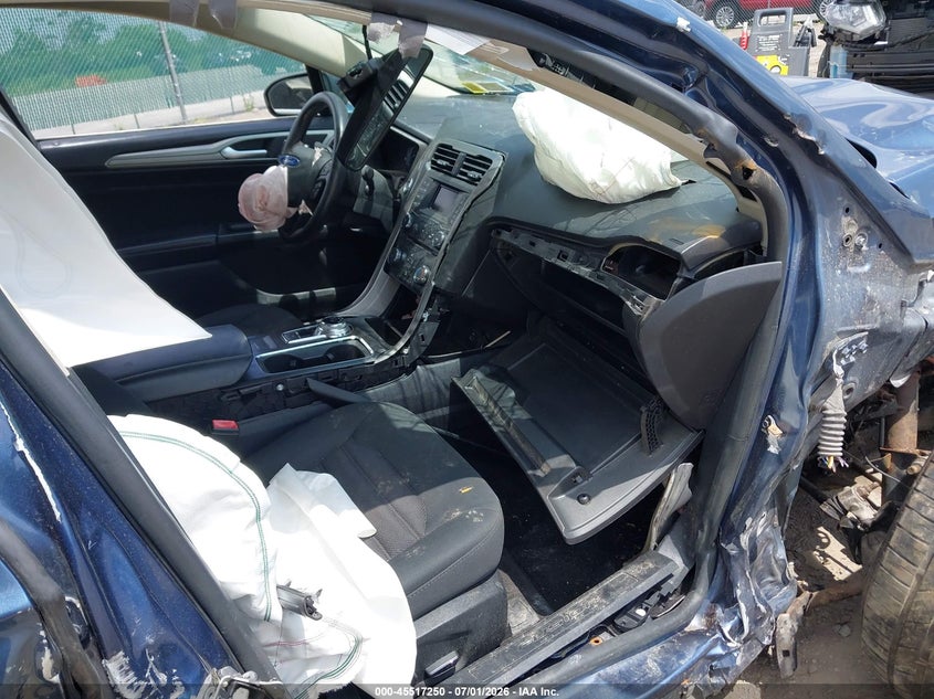 2018 FORD FUSION auction photo 5