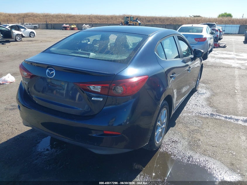 2015 MAZDA MAZDA3 auction photo 4