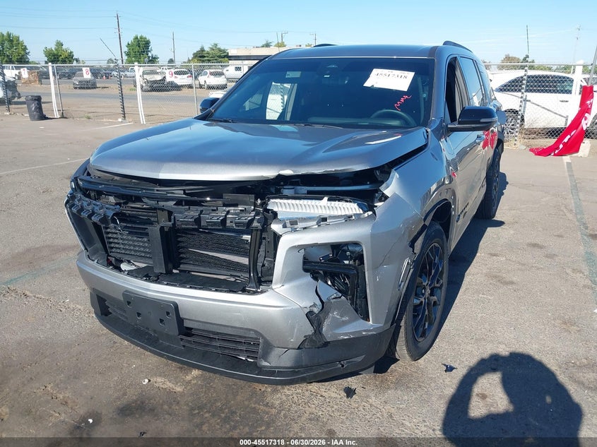 2026 CHEVROLET TRAVERSE auction photo 2