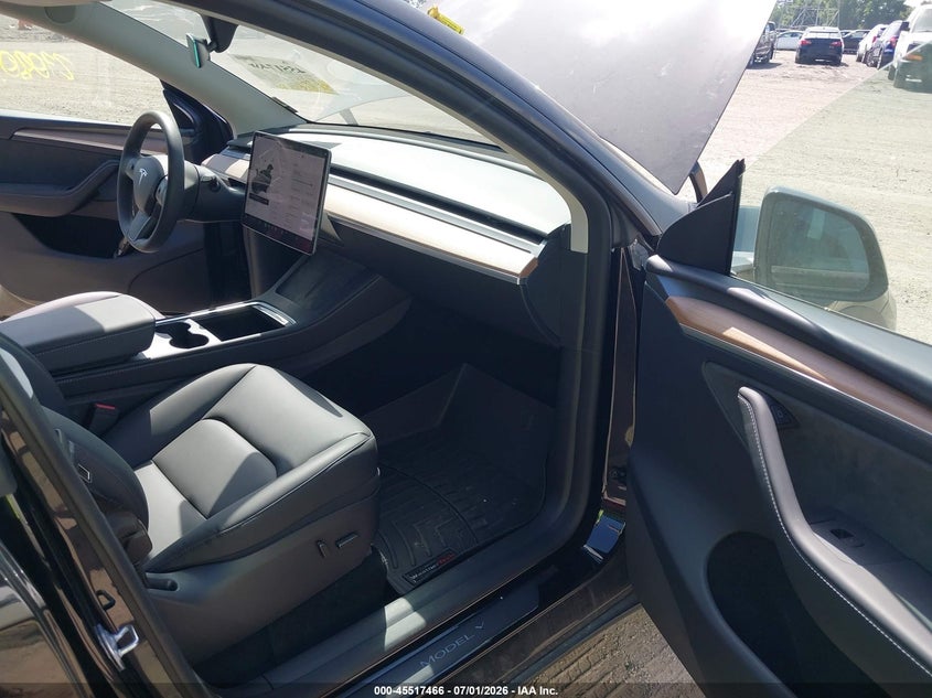 2024 TESLA MODEL Y auction photo 5