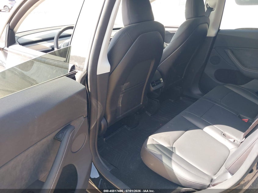 2024 TESLA MODEL Y auction photo 8
