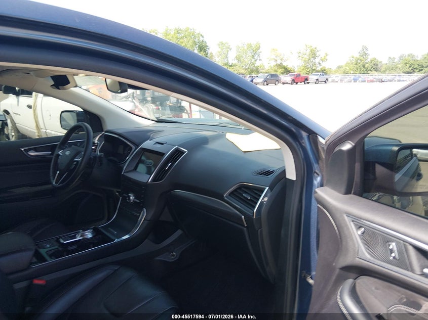 2019 FORD EDGE auction photo 5