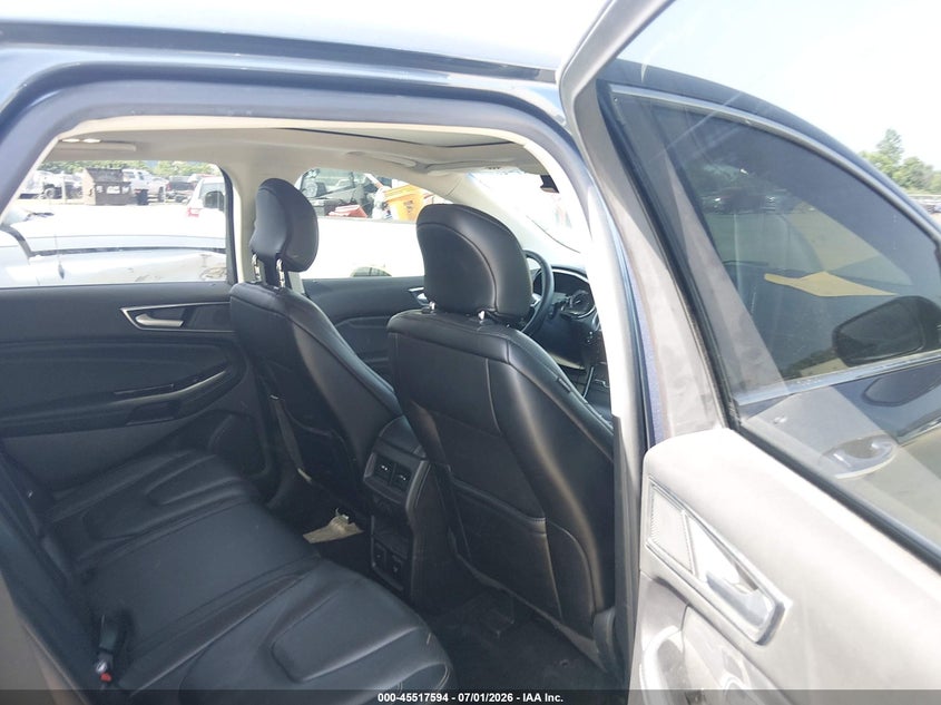 2019 FORD EDGE auction photo 8