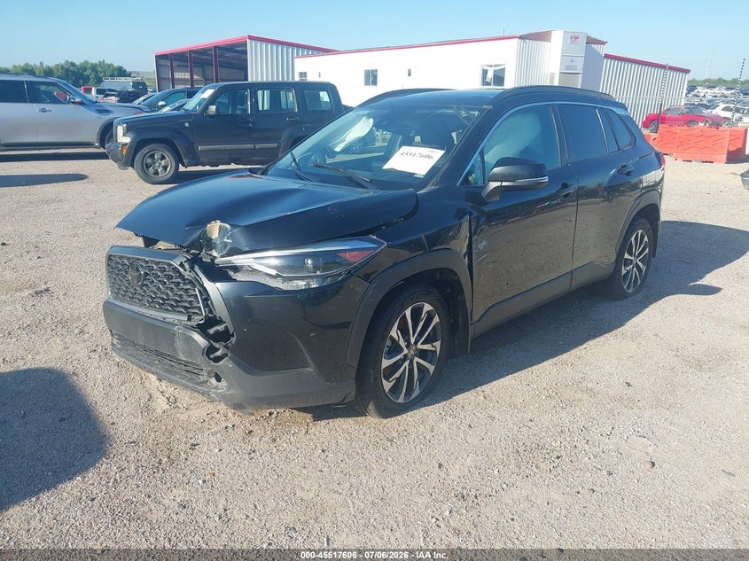 2022 TOYOTA COROLLA CROSS auction photo 2