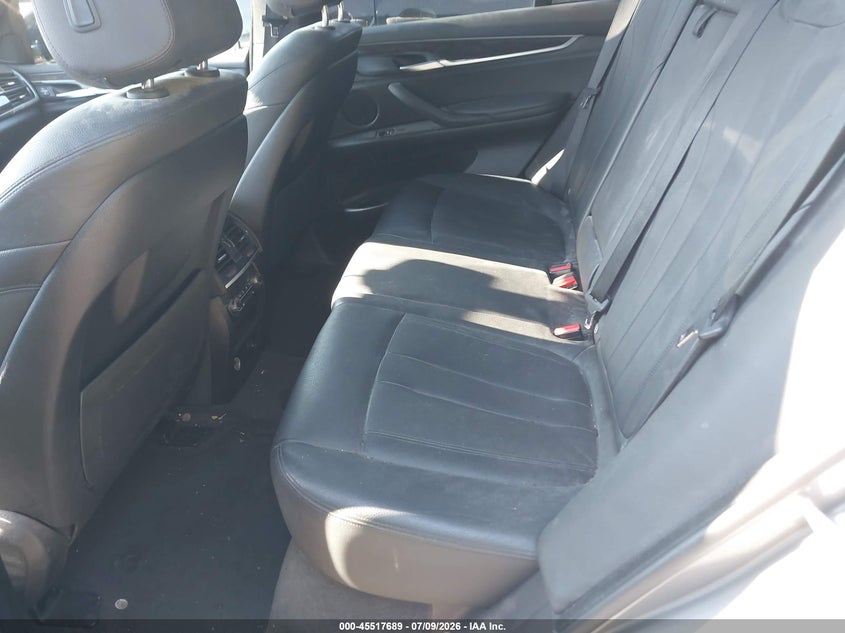 BMW X5 2016 VIN 5UXKR0C51G0P27825