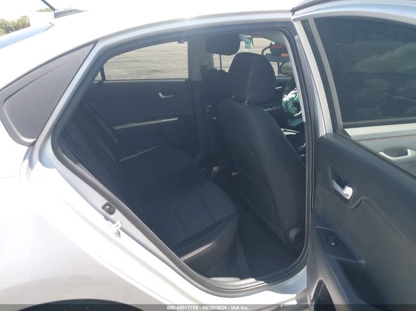 VIN 3KPA24AD1NE465909 2022 KIA RIO LX