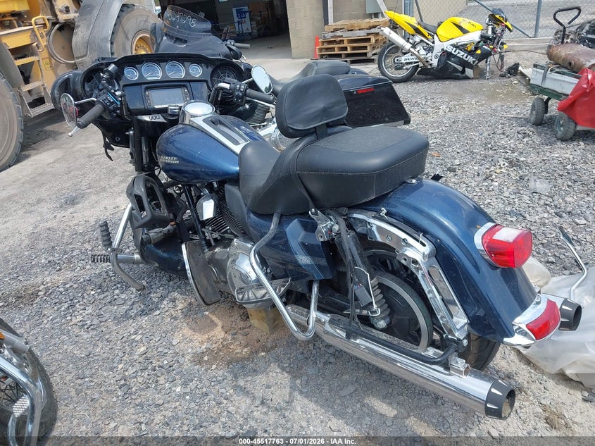 2016 HARLEY-DAVIDSON FLHTK auction photo 3