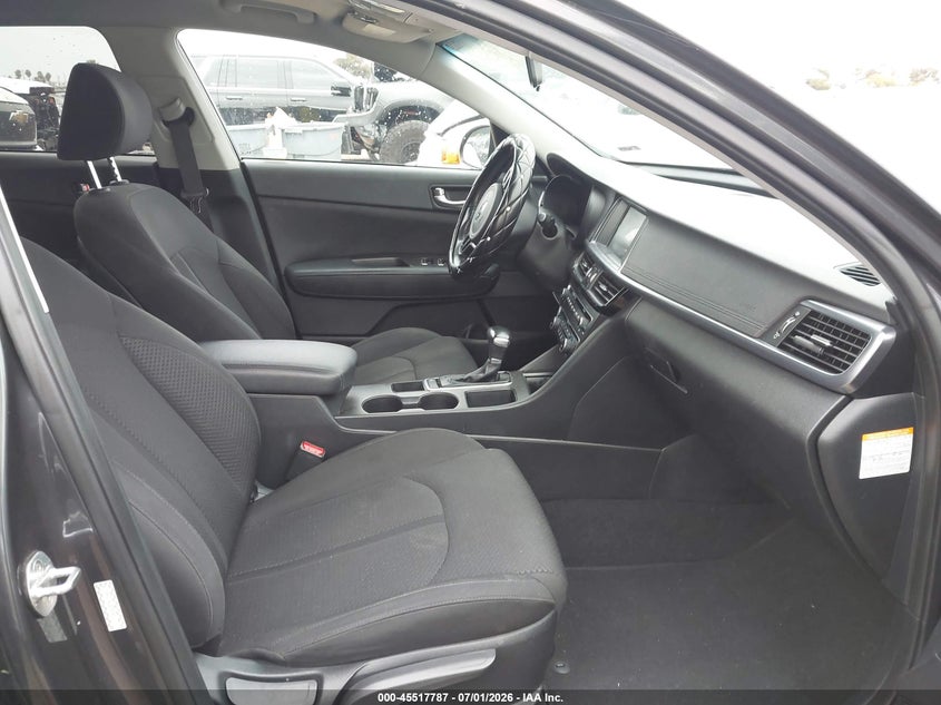 2017 KIA OPTIMA HYBRID auction photo 5