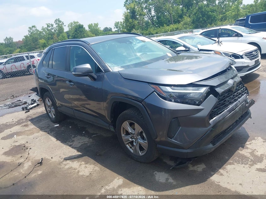 2024 TOYOTA RAV4  (VIN: 2T3P1RFV7RC475738)