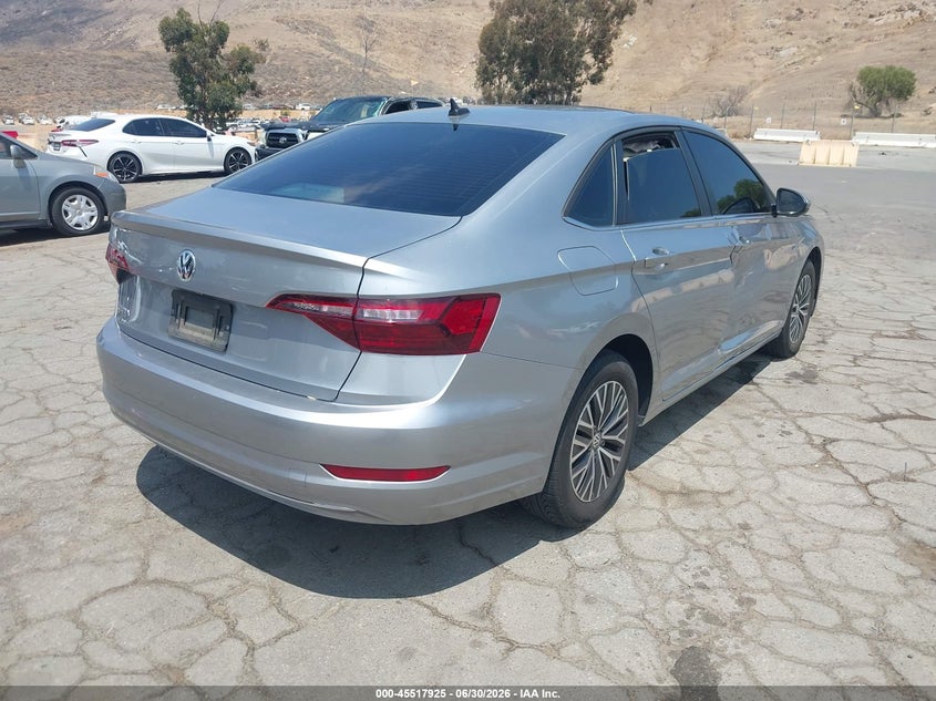 2021 VOLKSWAGEN JETTA 1.4T R-LINE/1.4T SE/S — Фото 4
