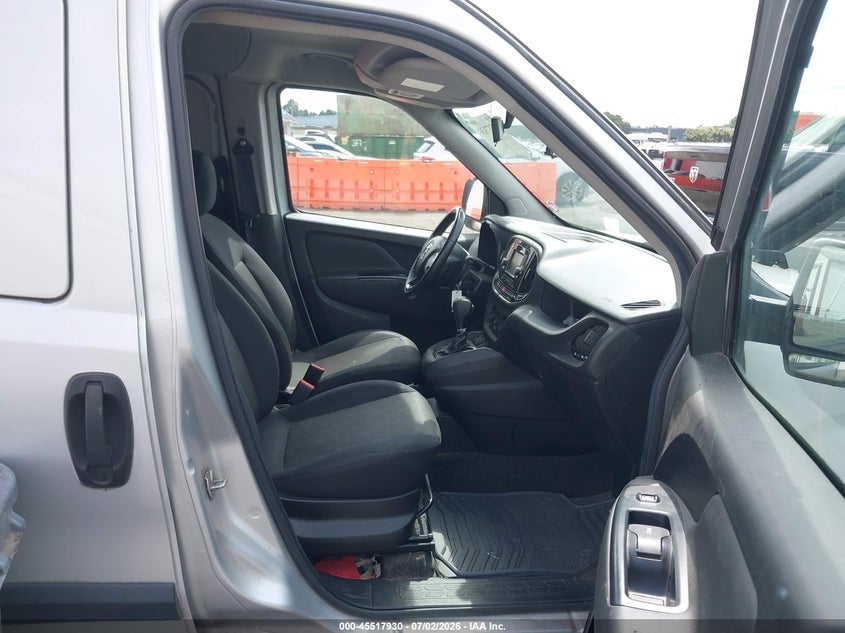 2015 RAM PROMASTER CITY auction photo 5