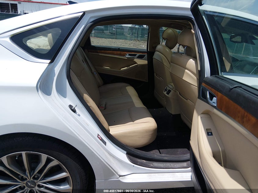 2015 Hyundai Genesis 3.8 VIN: KMHGN4JE1FU079743 Lot: 45517951