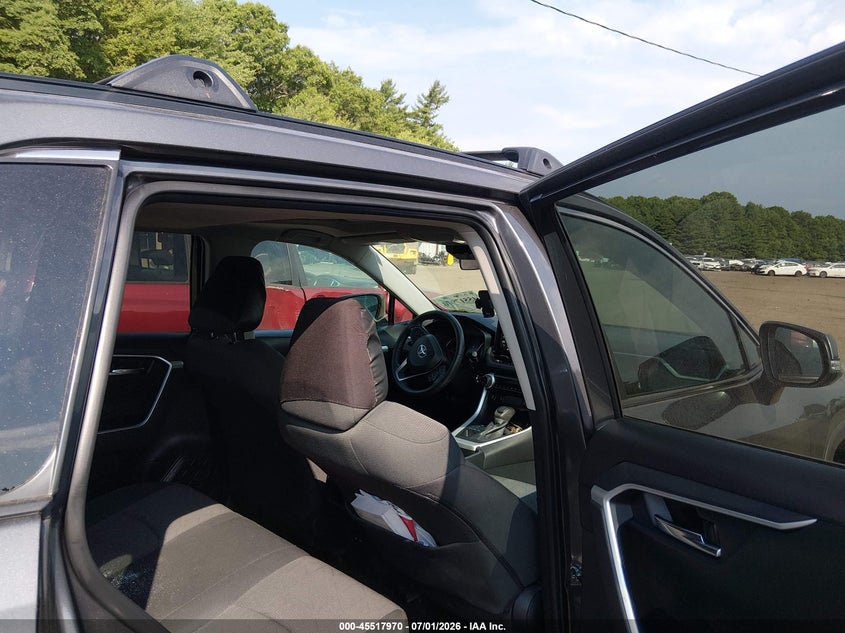 2022 TOYOTA RAV4 auction photo 8