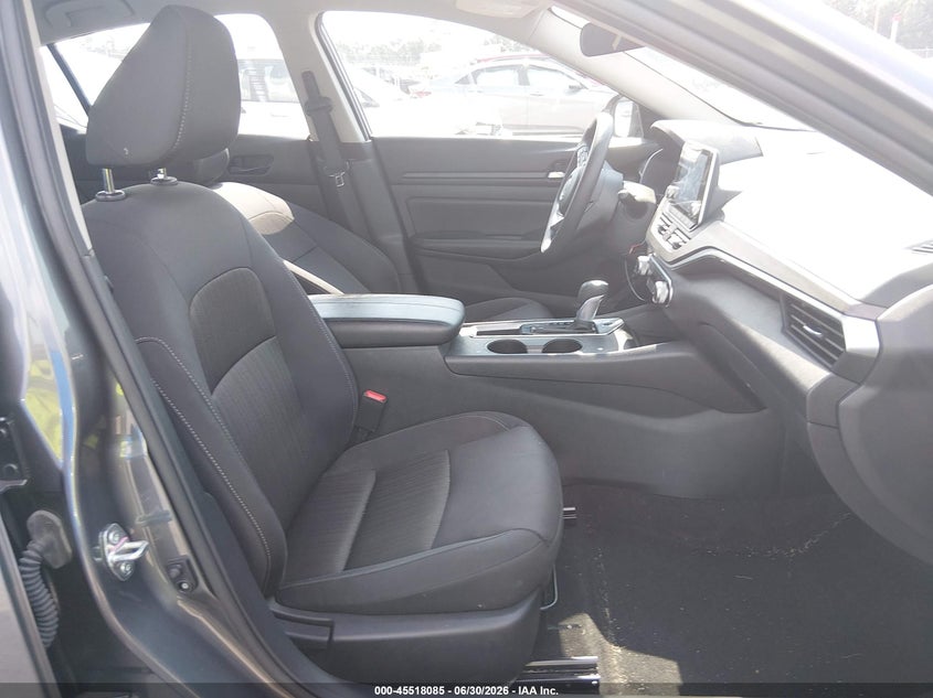 2025 NISSAN ALTIMA auction photo 5
