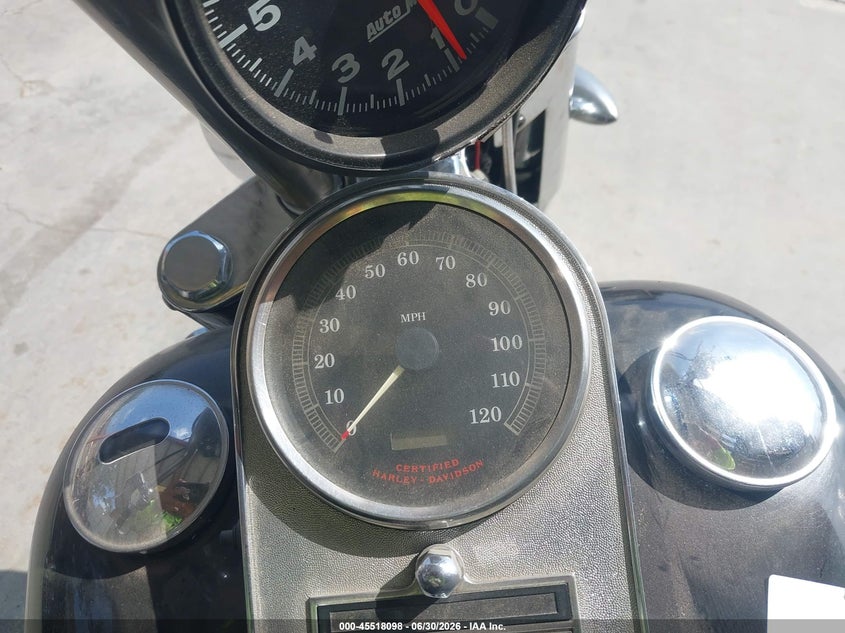 1999 HARLEY-DAVIDSON FXDWG auction photo 7