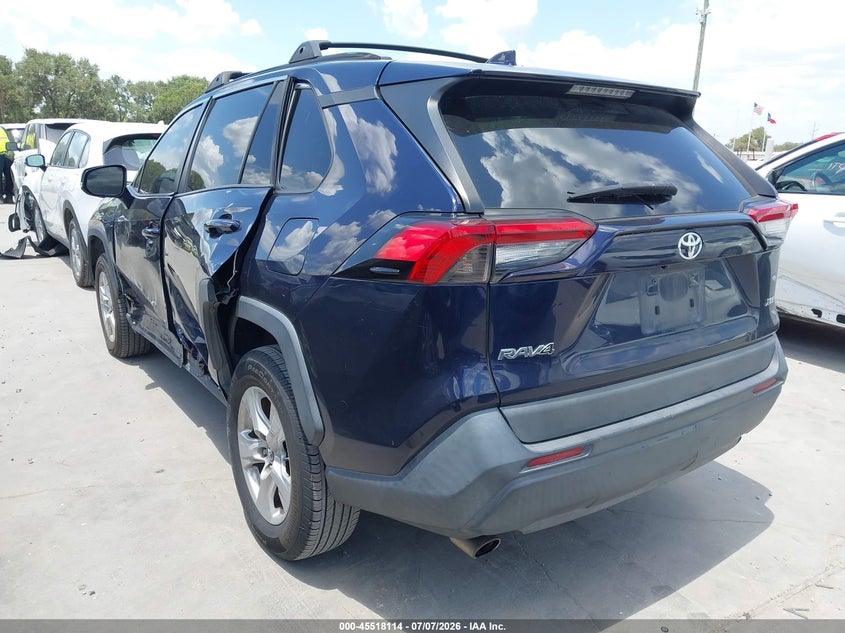 2019 TOYOTA RAV4 auction photo 3
