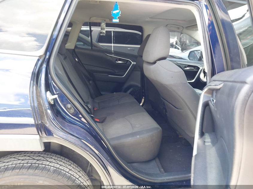 2019 TOYOTA RAV4 auction photo 8