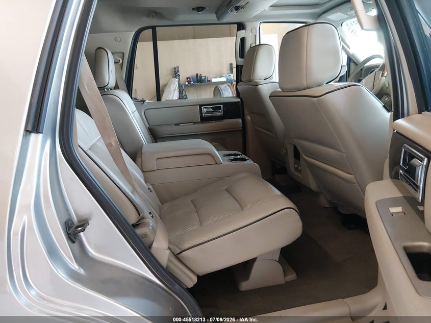 2008 LINCOLN NAVIGATOR auction photo 8