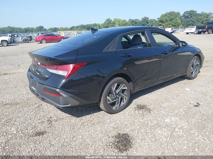2025 HYUNDAI ELANTRA HYBRID auction photo 4