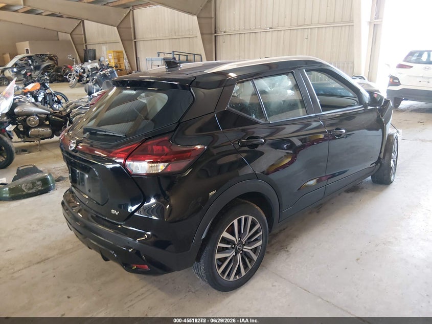 2024 NISSAN KICKS auction photo 4