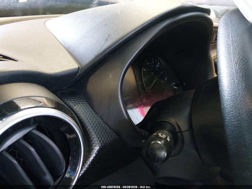 2024 NISSAN KICKS auction photo 7