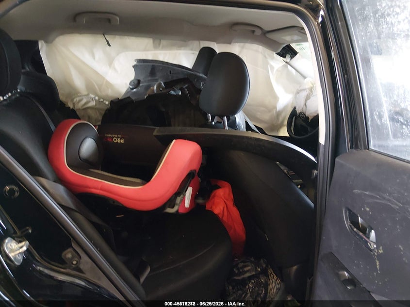 2024 NISSAN KICKS auction photo 8
