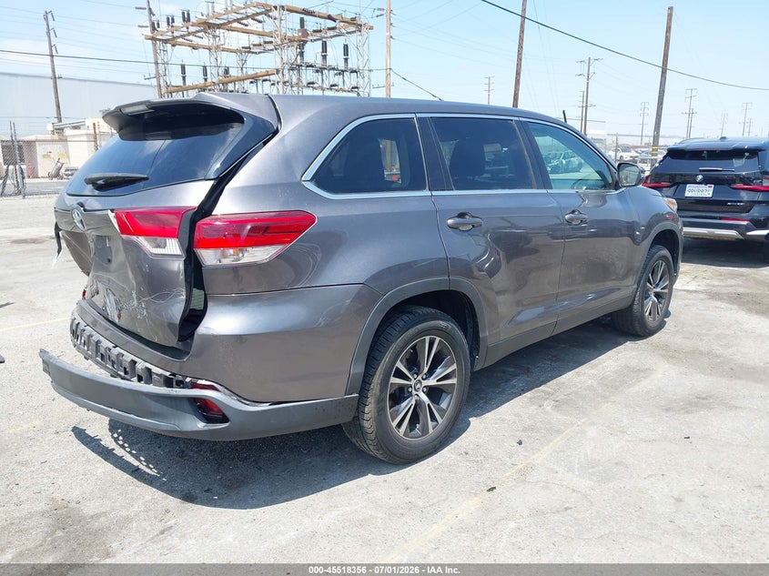 2019 TOYOTA HIGHLANDER auction photo 4