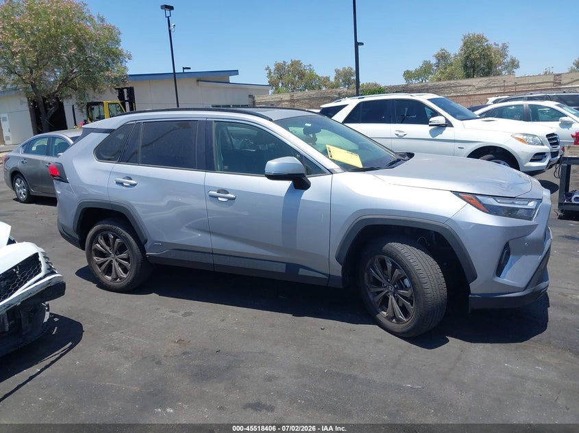 AtlanticExpress - Toyota RAV4 Hybrid