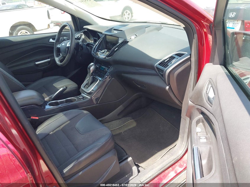 2013 FORD ESCAPE auction photo 5