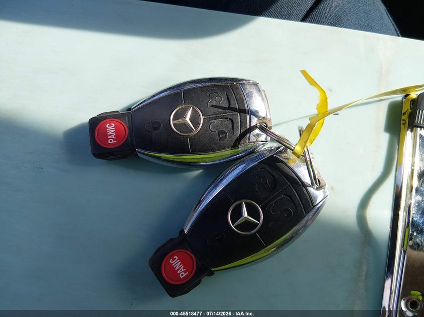 MERCEDES-BENZ C 63 AMG 2009 VIN WDDGF77X69F241537
