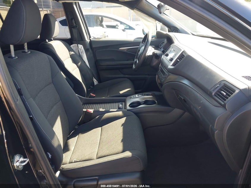 2019 Honda Passport Sport VIN: 5FNYF7H20KB009236 Lot: 45518491