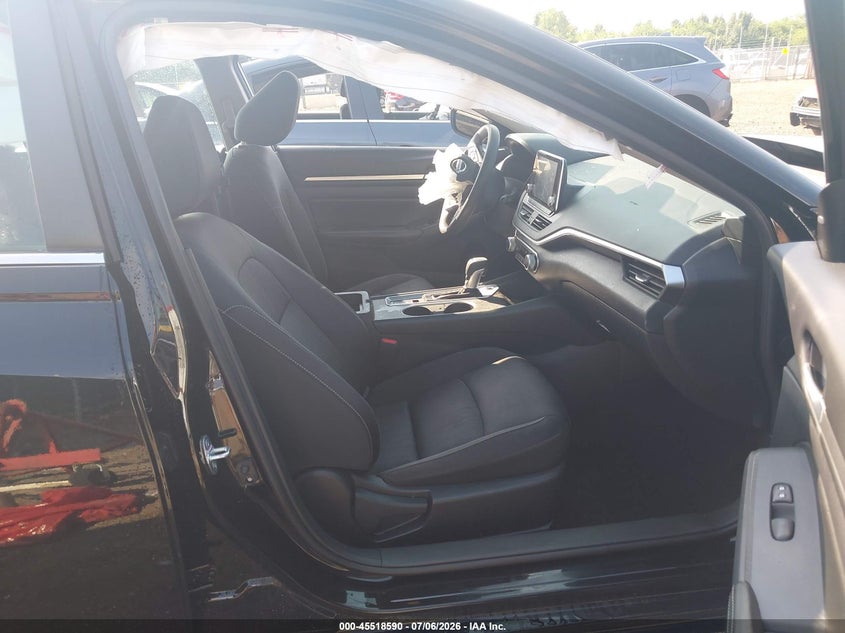 2022 NISSAN ALTIMA auction photo 5