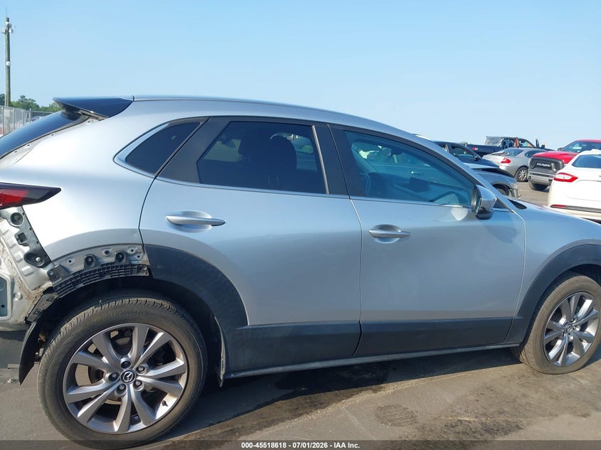 MAZDA CX-30 - zdjęcie 13