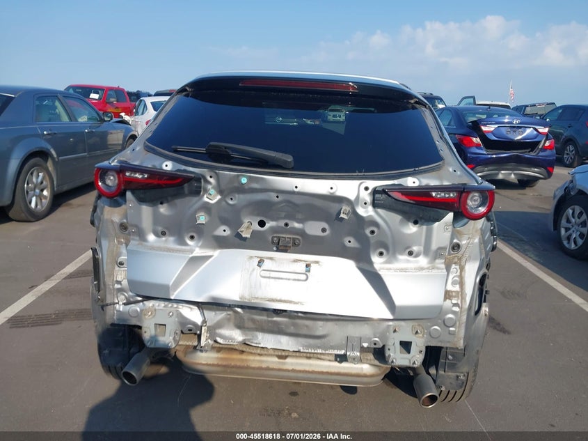MAZDA CX-30 - zdjęcie 16