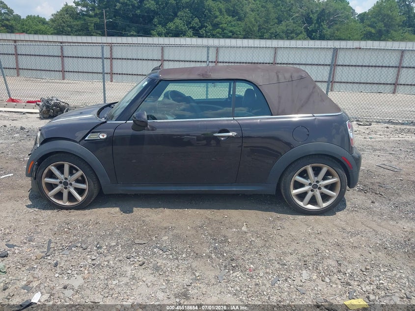 2013 Mini Convertible Cooper S VIN: WMWZP3C59DT550827 Lot: 45518654