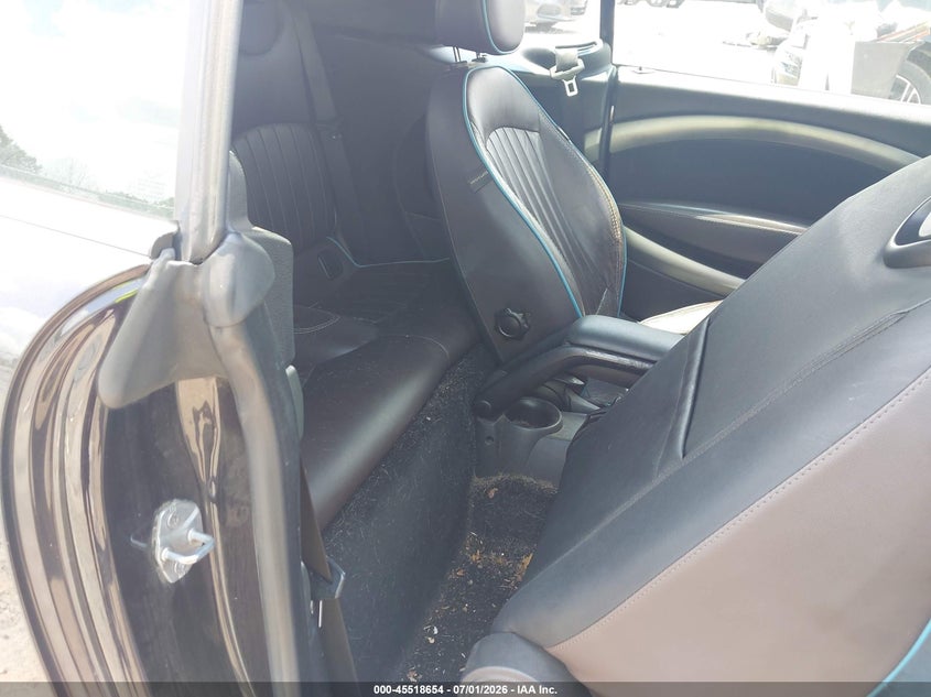 2013 MINI CONVERTIBLE auction photo 8